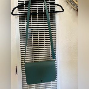 Dagne Dover Medium Andra and matching Slim Wallet both in the color Liberty